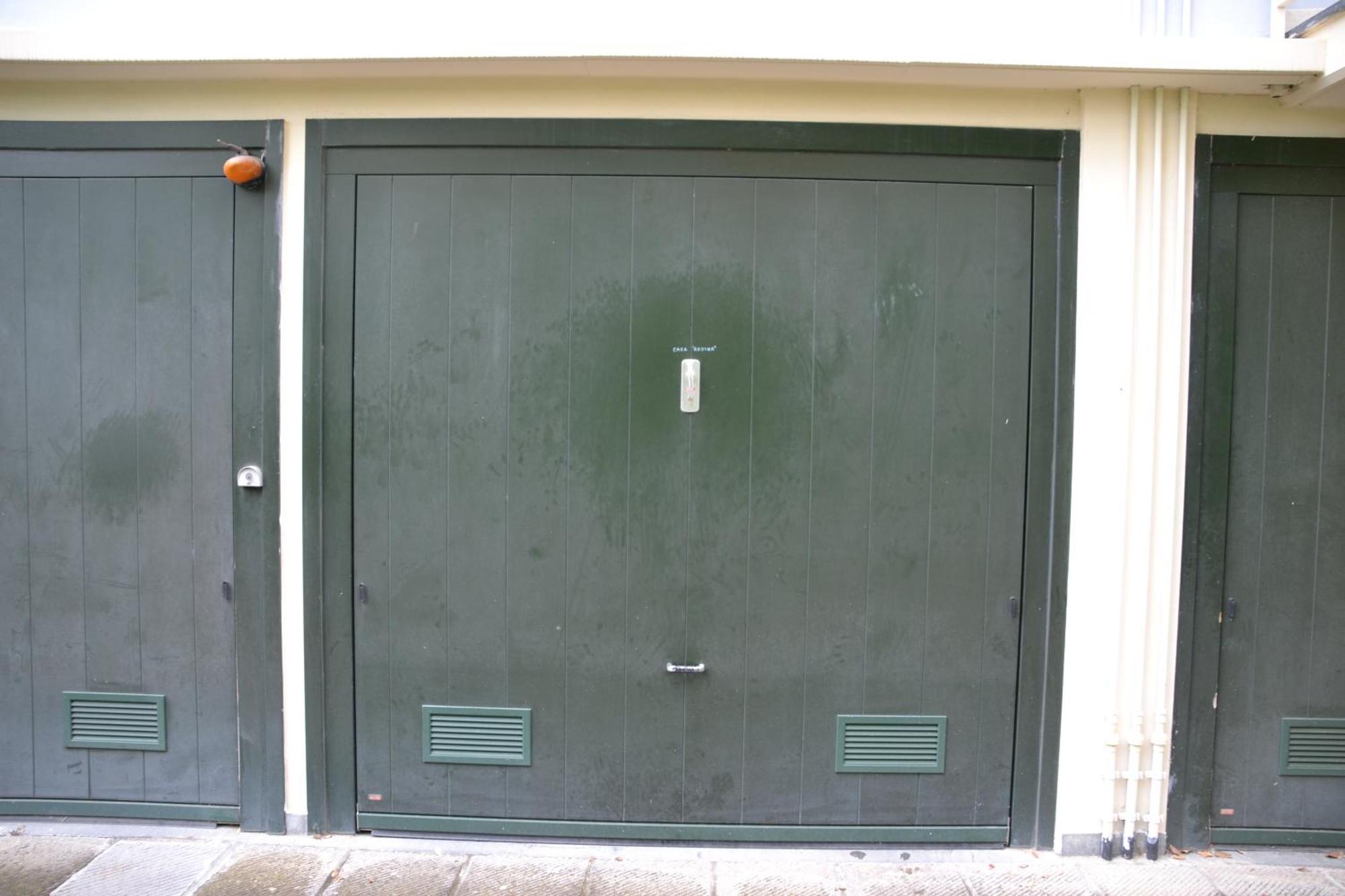 Casa Rosina + Box Per Auto 2 Bici 1,5Km Dalle Mura ルッカ エクステリア 写真